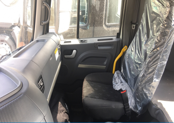 Xe Tải Jac 5 Chân (Dò) Giò K5, Bền Đẹp Rẻ Tiết Kiệm Nhiên Liệu Tải Trọng Lớn