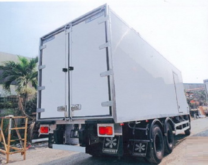 Xe tải đông lạnh hino FG8JPSB 9,4 tấn thùng lamberet mới 10%
