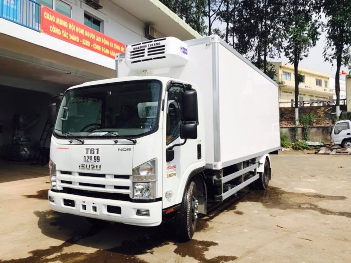 Xe tải isuzu NQR75L thùng đông lạnh mới sản xuất 2017