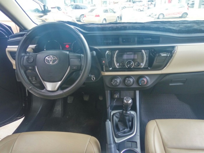 Toyota Corolla Altis 1.8MT, 2016, màu đen