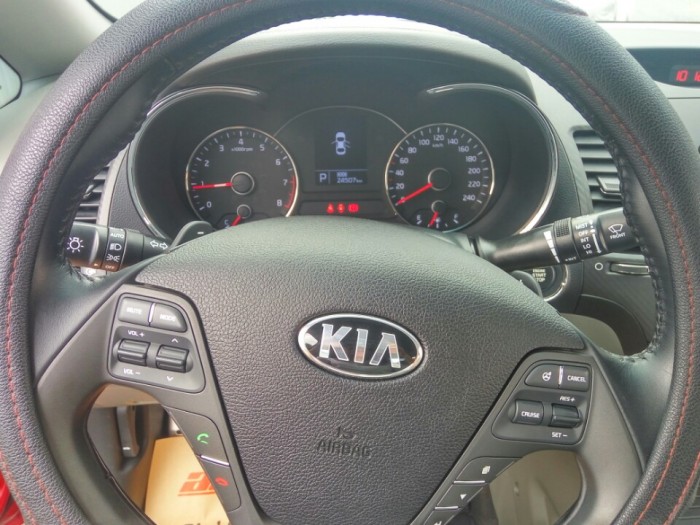 KIA K3 2.0AT, màu đỏ, 2015, ODO 24000km