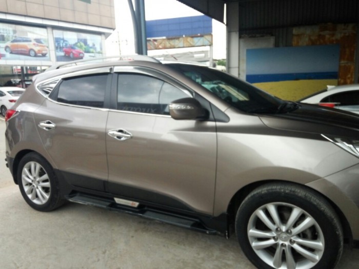 Hyundai Tucson 4WD, 2.0AT, 2010, màu nâu, xe nhập