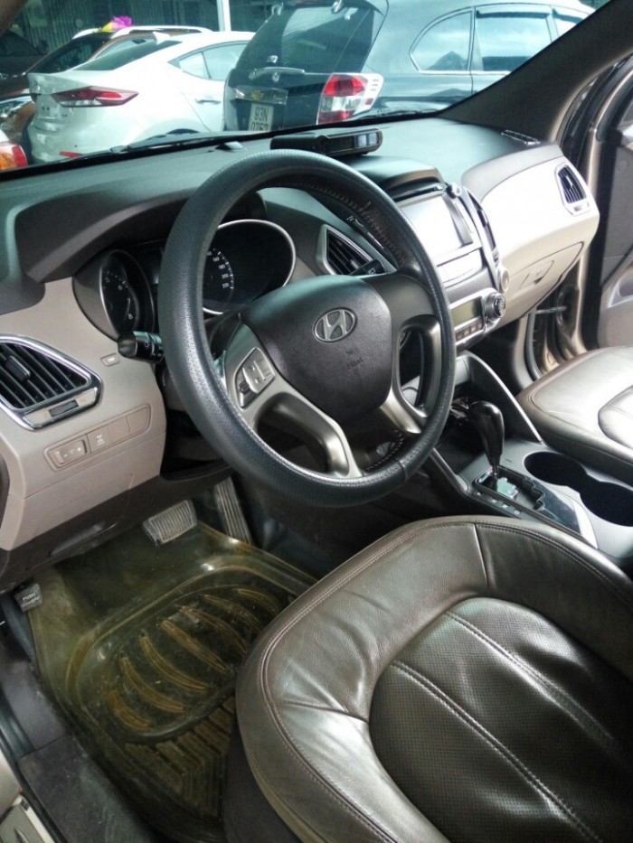 Hyundai Tucson 4WD, 2.0AT, 2010, màu nâu, xe nhập