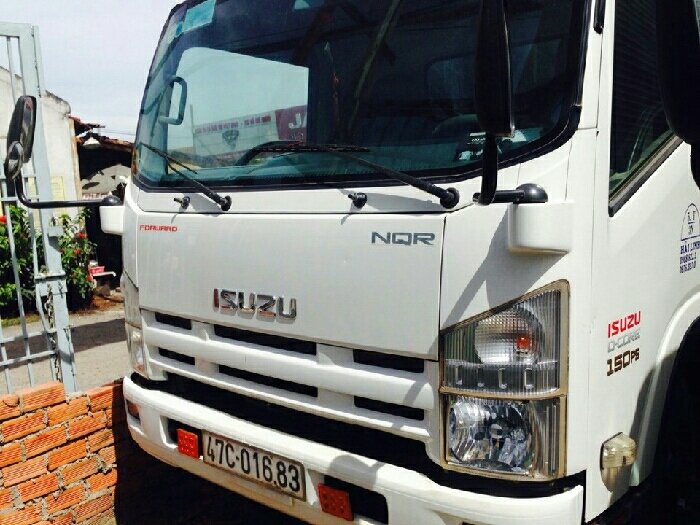 Isuzu 2011 thùng mui phủ bạt