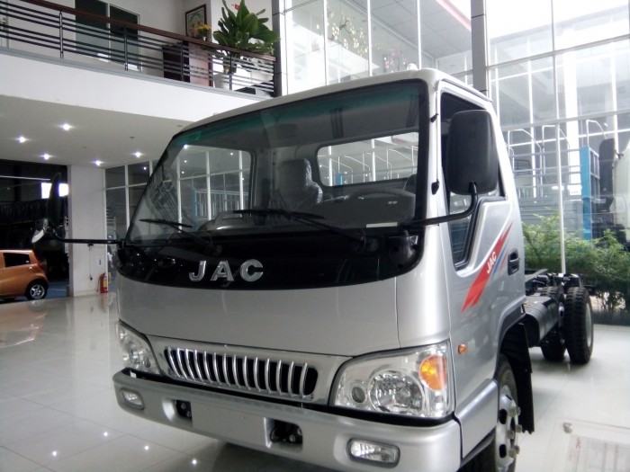 xe tải JAC 4.95 tấn động cơ Wheichai