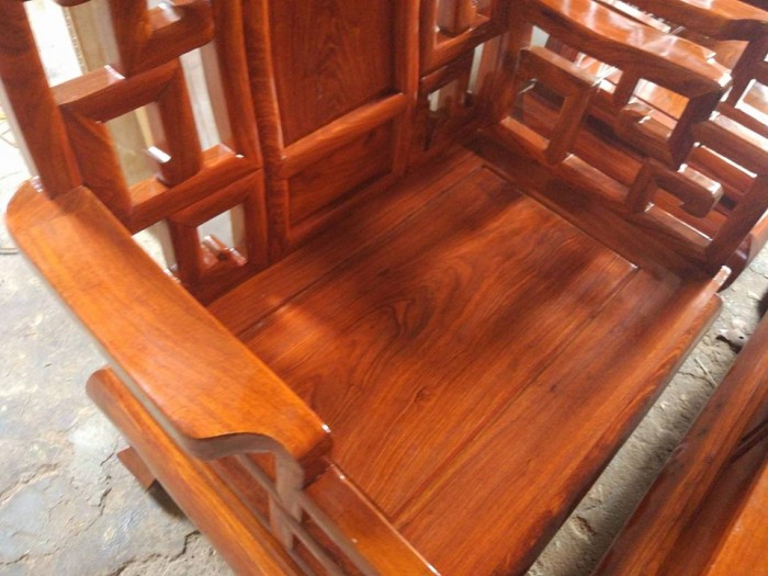 Bộ bàn ghế phòng khách kiểu sơn thủy gỗ hương đá1