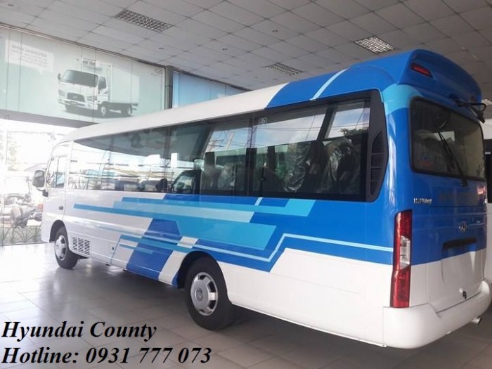 Giá xe Hyundai County 29 chỗ