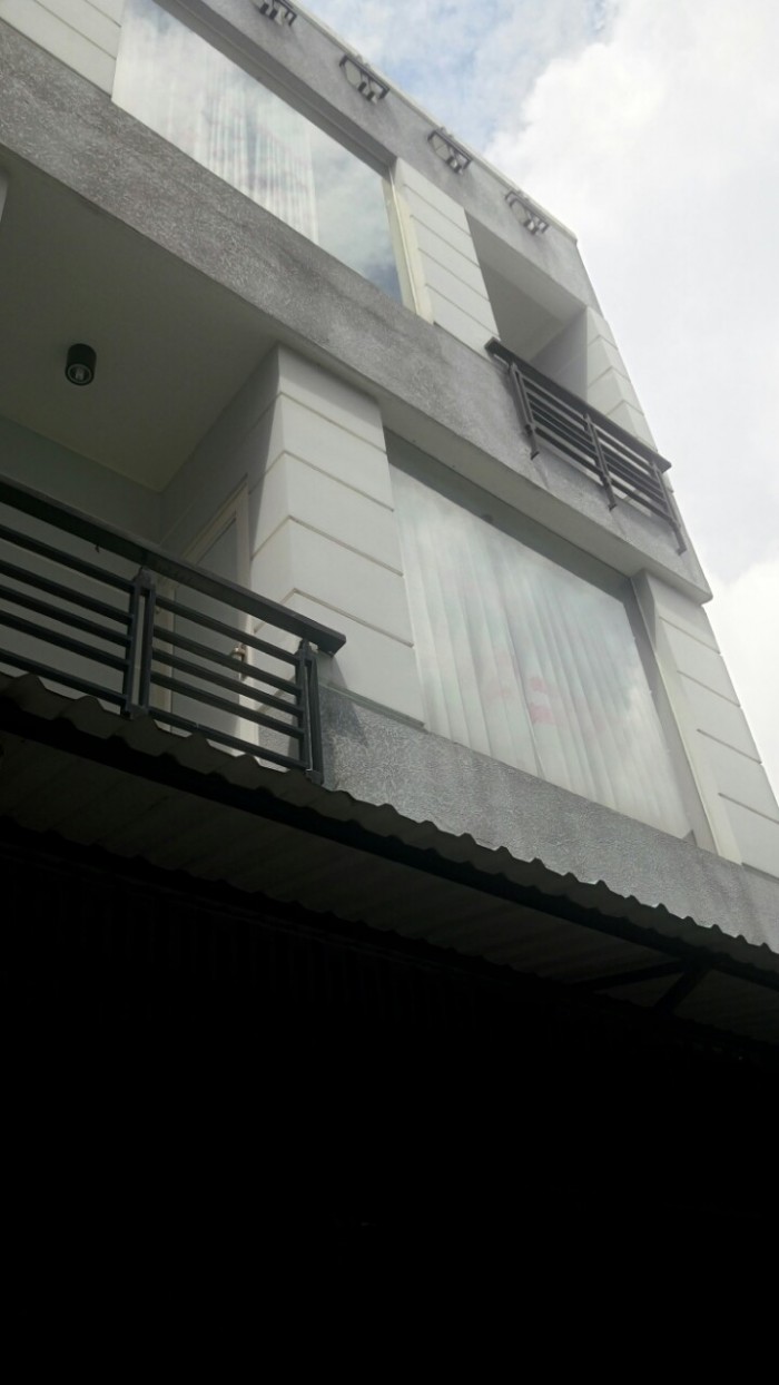 Bán nhà Phan Đình Phùng, DT 5.6*10m, nhà 2 lầu, gần PXL, Đoàn Thị Điểm