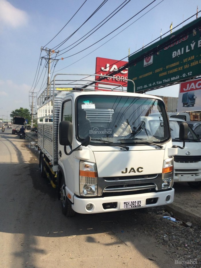 Cabin đầu vuông 4.95 tấn Jac bền đẹp