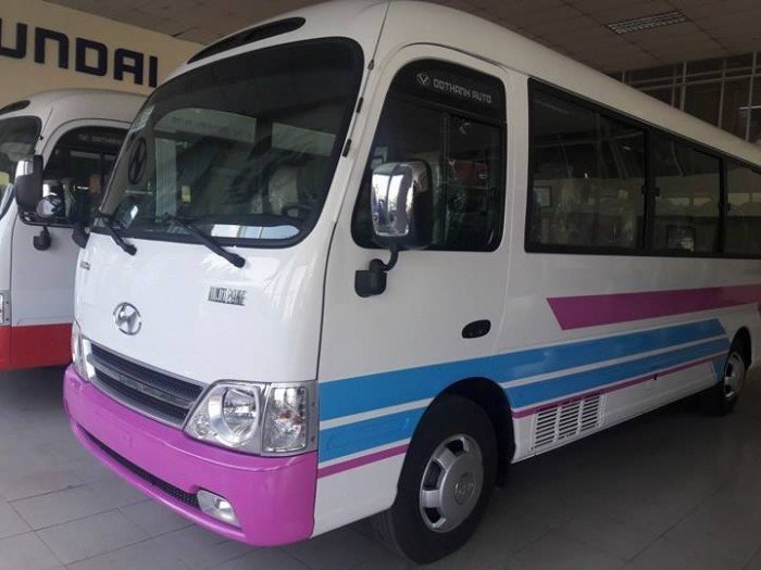 Xe Hyundai C0unty 29 Chổ Dài Hơn -Rộng Hơn -Tiện Nghi Hơn Xe County Hyundai 2017