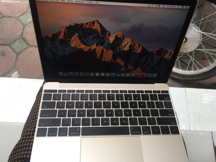 Bán Macbook Gold (Retina , 12-Inch,early 2015) Like New !!!0