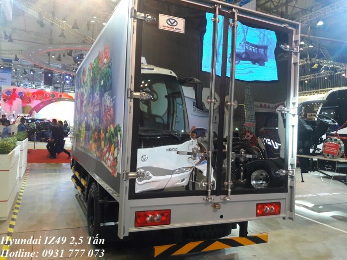Hyundai IZ49 Đô Thành 2,4 Tấn ra mắt tại Vietnam Motor Show