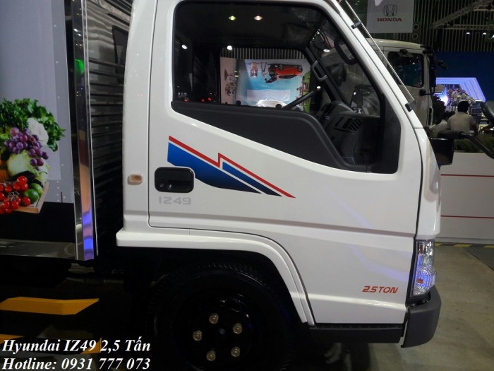 Hyundai IZ49 Đô Thành 2,4 Tấn ra mắt tại Vietnam Motor Show