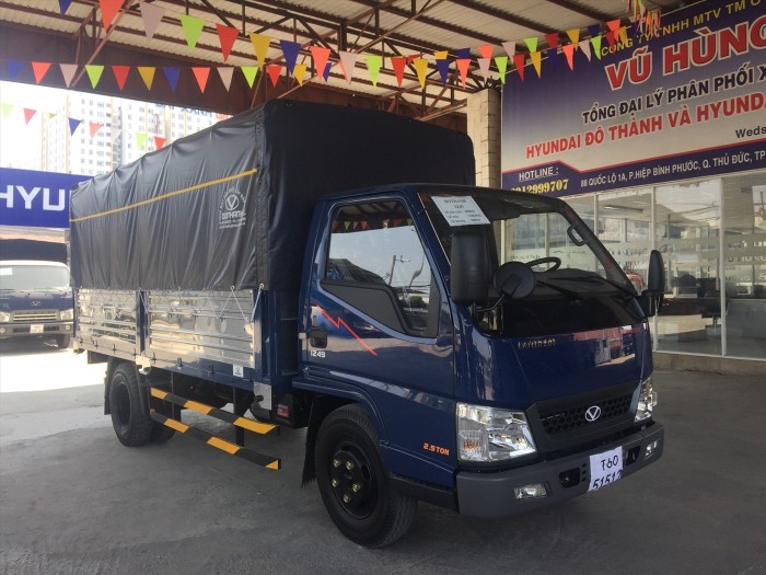 Xe tải IZ49 2.5 tấn giá rẻ, trả góp lãi suất thấp