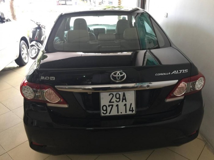 Toyota Corolla Altis 2.0V 2011