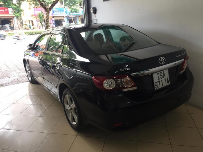 Toyota Corolla Altis 2.0V 2011