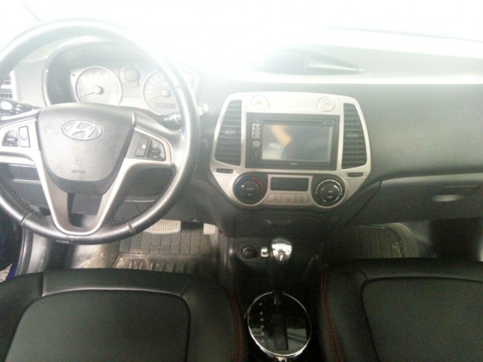 Hyundai I20 1.4AT, 2010, đăng ký 2011, màu xanh, xe nhâp, biển SG