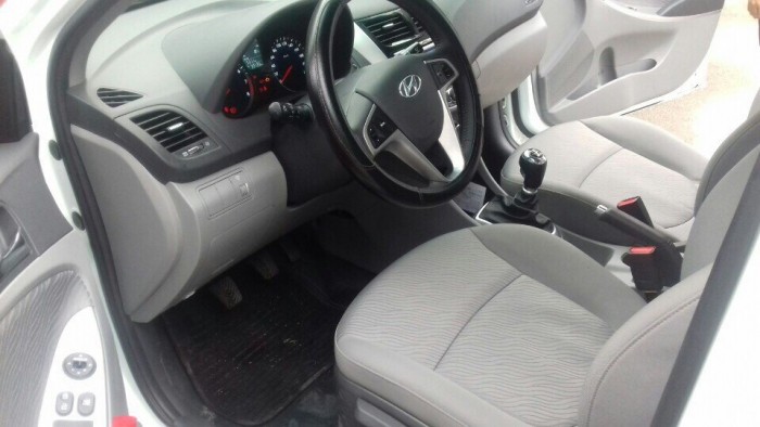 Hyundai Accent 1.4AT, 2014, màu trắng, biển SG, Xe nhập