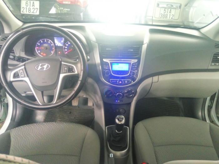 Hyundai Accent 1.4AT, 2014, màu trắng, biển SG, Xe nhập