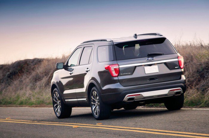 Ford Explorer 2017, 2.3L Ecoboost, Tặng bảo hiểm vật chất