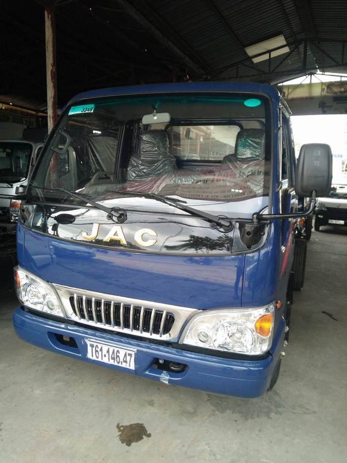 Xe tải Jac 2t4, trả góp 90%, lãi suất cực thấp, ưu đãi 3 năm bảo hành miễn phí.