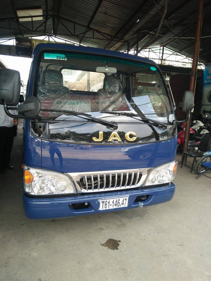 Xe tải Jac 2t4, trả góp 90%, lãi suất cực thấp, ưu đãi 3 năm bảo hành miễn phí.