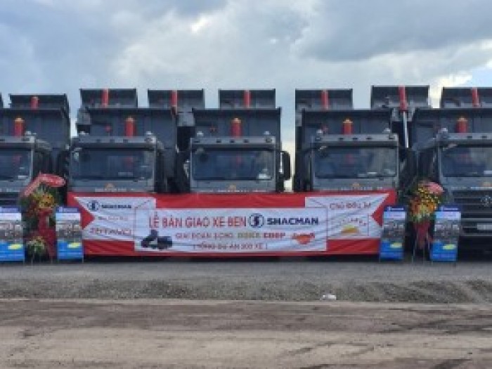 Xe ben Auman