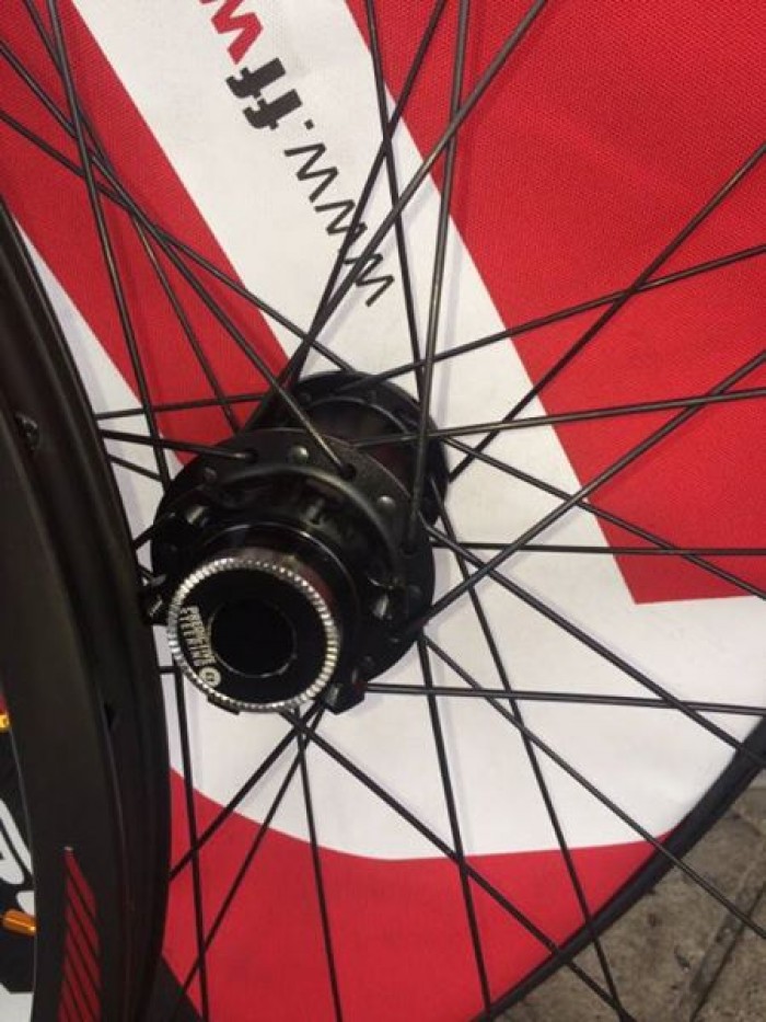 Cặp bánh Sram XO (USA) ,New