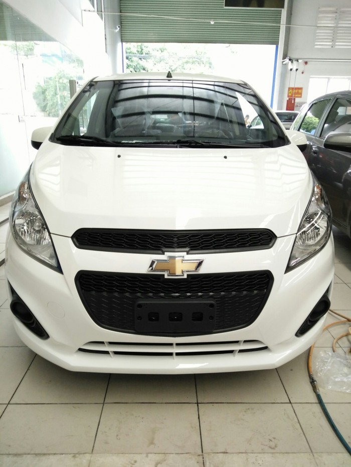 Chevrolet Spark  LS 2017, hỗ trợ vay ngân hàng 80%.