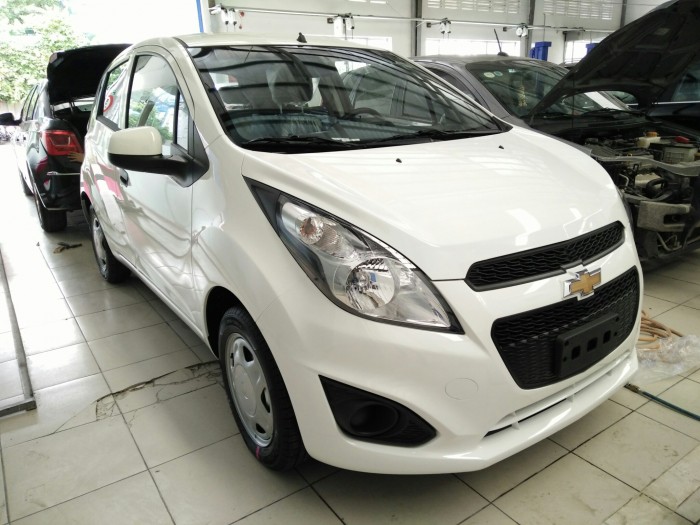 Chevrolet Spark  LS 2017, hỗ trợ vay ngân hàng 80%.