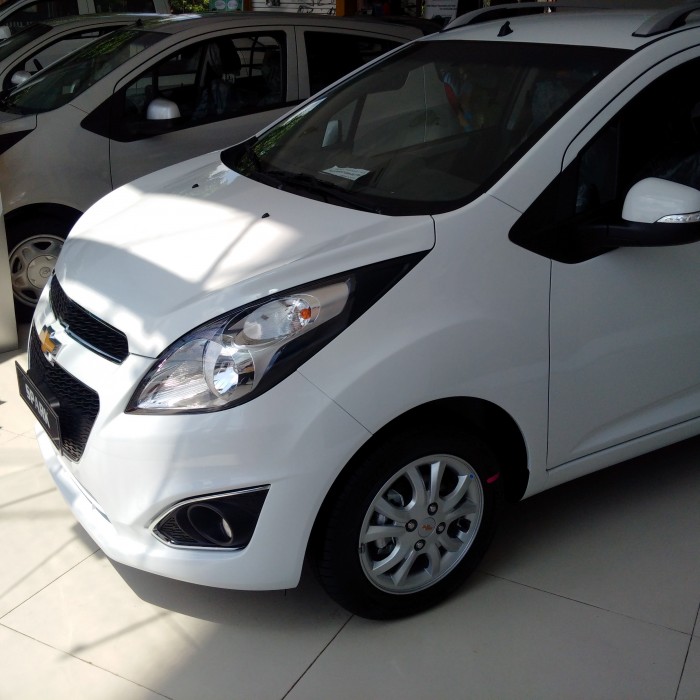 Chevrolet Spark LT  2017, hỗ trợ vay ngân hàng 80%.