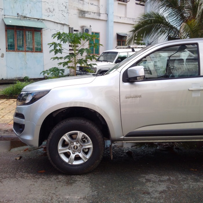 Chevrolet Colorado 2.5 MT 4x2 2017, hỗ trợ vay ngân hàng 80%.