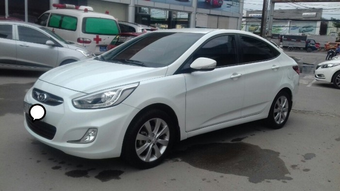 Bán Hyundai accent 1.4MT 2014 trắng BSTP