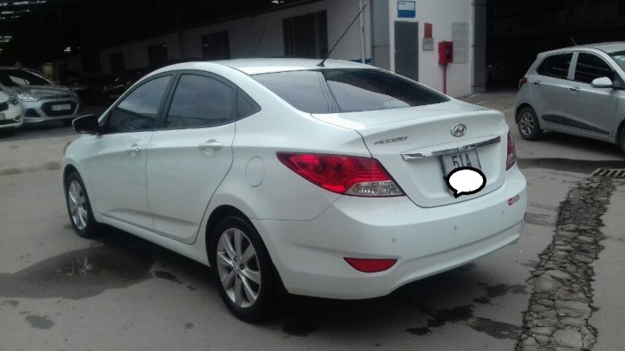 Bán Hyundai accent 1.4MT 2014 trắng BSTP
