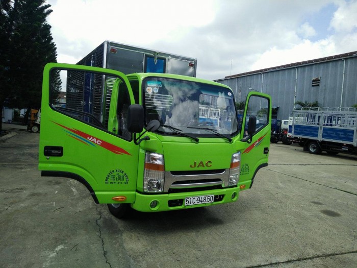 Xe jac 2t4 mới 100% đời 2017. Màu xanh chuối đẹp lạ, trả góp cao tới 95%