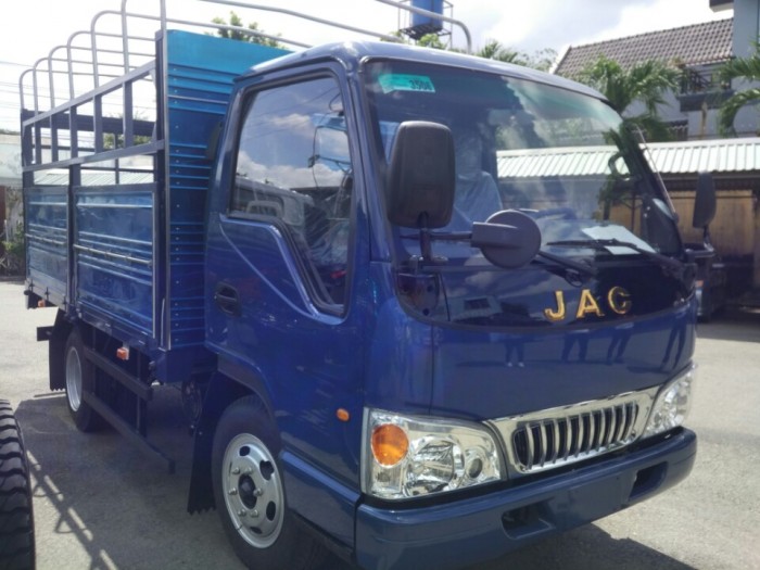Bán xe tải jac 1.25 tấn hỗ trợ trả góp 90% máy isuzu