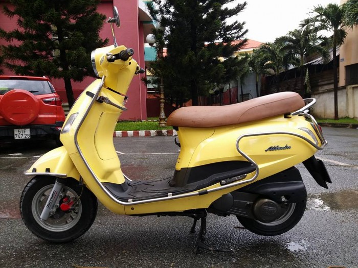 YMH Atlenta 125 kiểu dáng Elizabeth mới đẹp long lanh