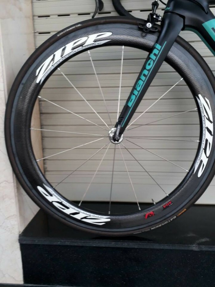 Roadbike cacbon BIANCHI oltre XR1 2017 italia.