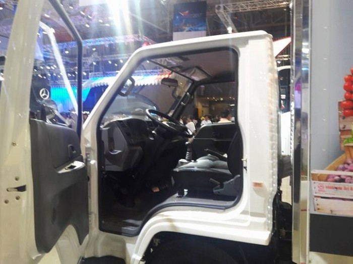 Xe Tải Nhẹ IZ49 2,4 Tấn 320 Triệu Nhận Xe Ngay. Tặng Bảo Hiểm Thân Xe