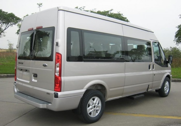 Ford Transit mới 2017, hỗ trợ vay đến 85% giá trị xe ( giá còn giảm sâu)