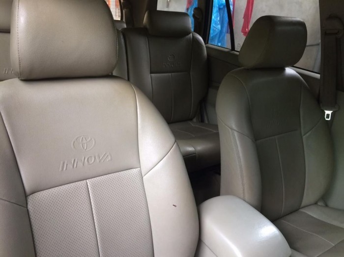Cần bán Toyota Innova 2.0G, sản xuất 2010. Xe rất đẹp
