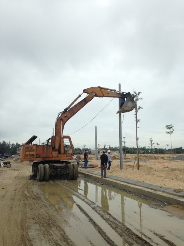 Bán lô kẹp cống khu đô thị Seaview đối diện chợ trục đường 20m5 cực đẹp