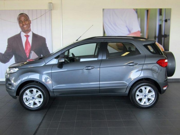 Hot ! Ford  Ecosport Tita 2017, vay 85% giá trị xe, cơ hội  hoàn lại 50% giá trị xe.