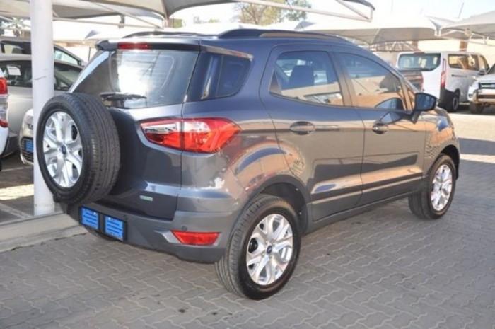 Hot ! Ford  Ecosport Tita 2017, vay 85% giá trị xe, cơ hội  hoàn lại 50% giá trị xe.