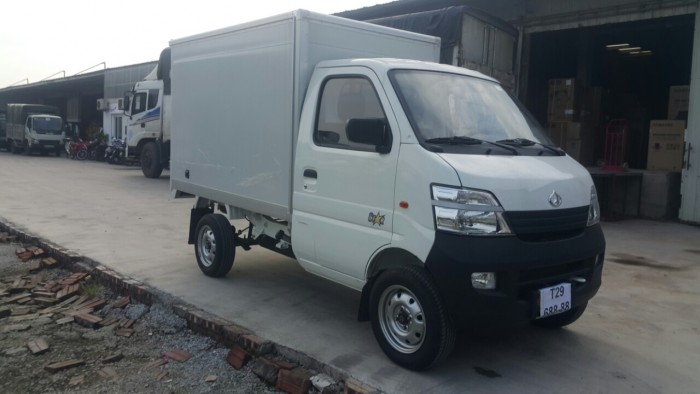 Xe tải 8 tạ Veam star thùng kín, tiêu chuẩn Euro 4