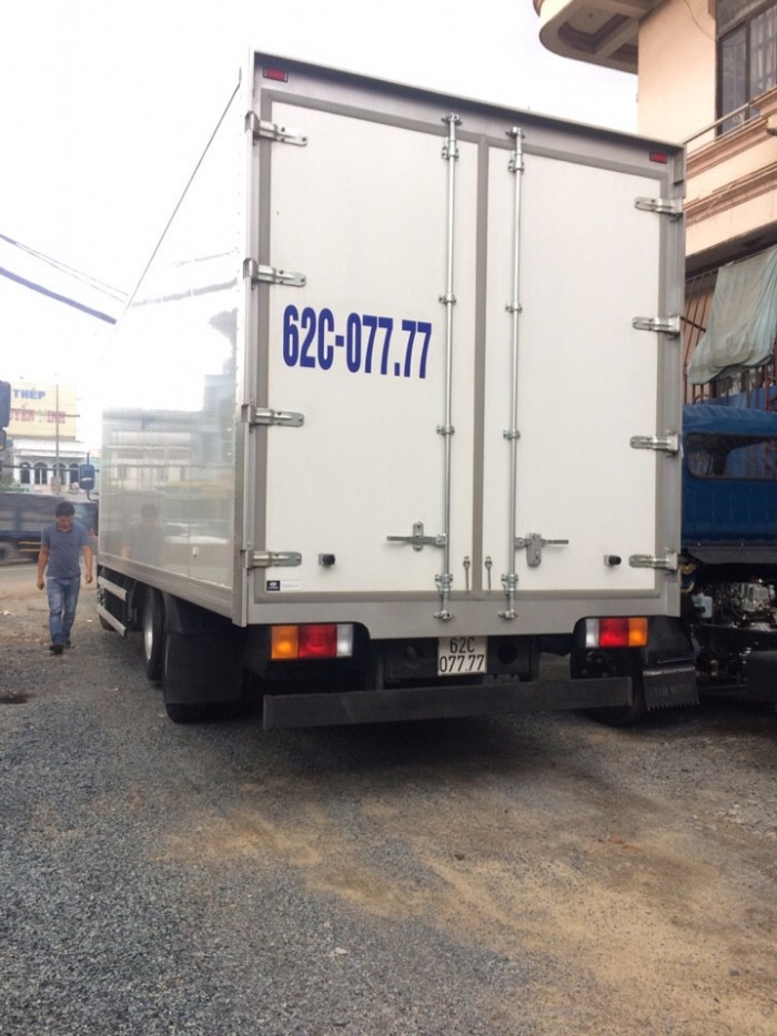 Xe tải đông lạnh Hyundai HD210 nhập khẩu nguyên chiếc từ hàn quốc(korea)