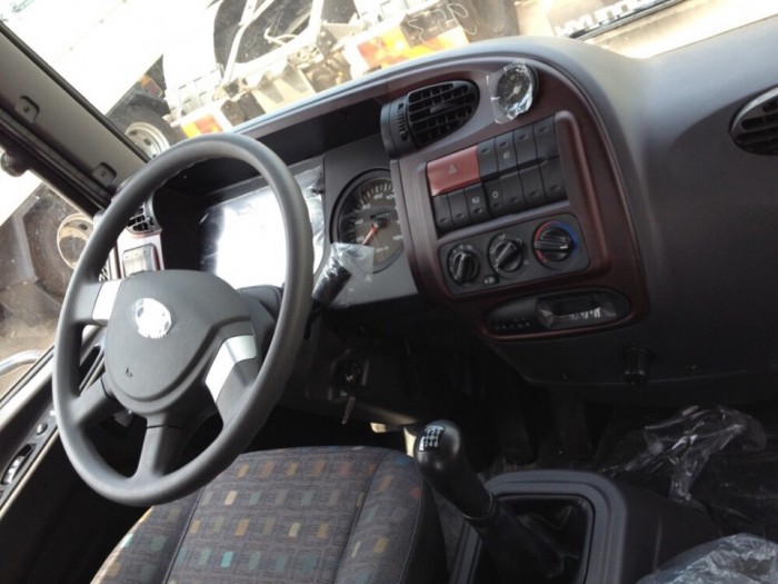 Xe tải đông lạnh Hyundai HD210 nhập khẩu nguyên chiếc từ hàn quốc(korea)