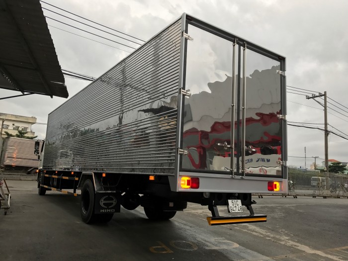 Chuyên dòng xe tải Hino Nhật Bản, mới 100%, sản xuất 2017