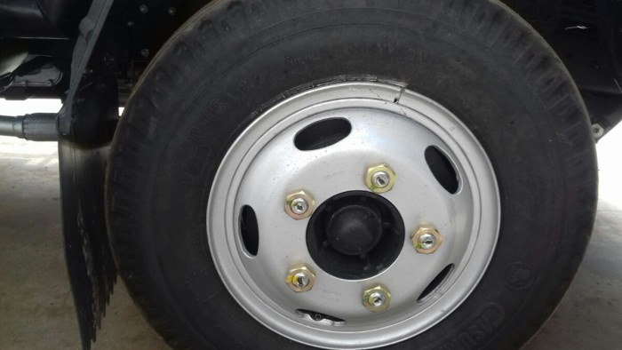 Xe tải jac 2t4 thùng kín
