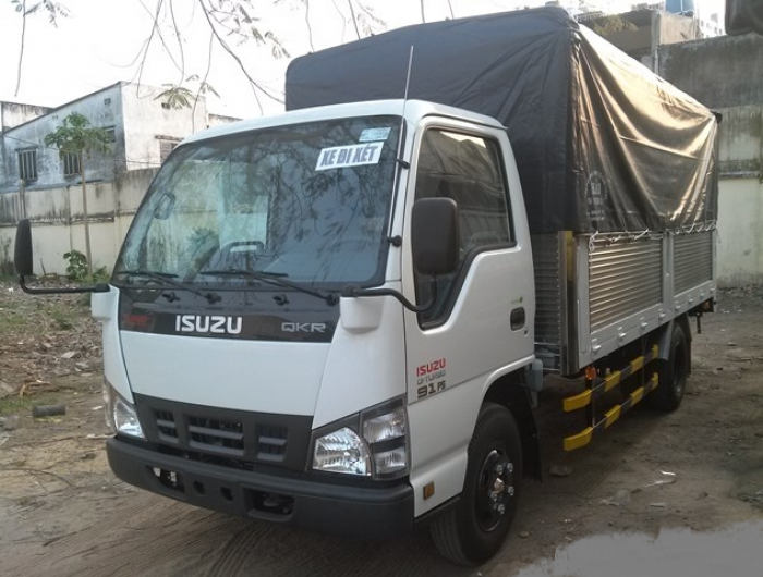 Xe tải Isuzu QKR55H 2.2T thùng mui bạt nhập khẩu từ Nhật Bản